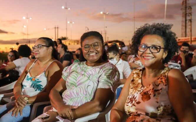 Com cursos de qualificação, prefeitura leva incentivo a microempreendedores de Petrolina