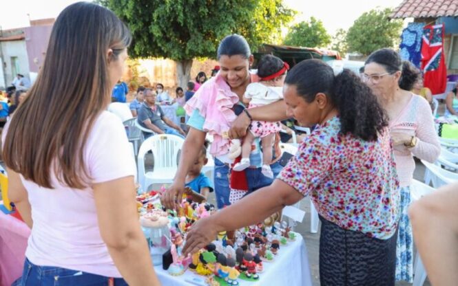 Empreendedores comemoram vendas durante Circuito AGERural em Uruás