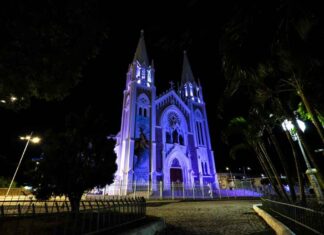 Prefeitura adere à campanha Novembro Azul e monumentos da cidade ganham iluminação especial