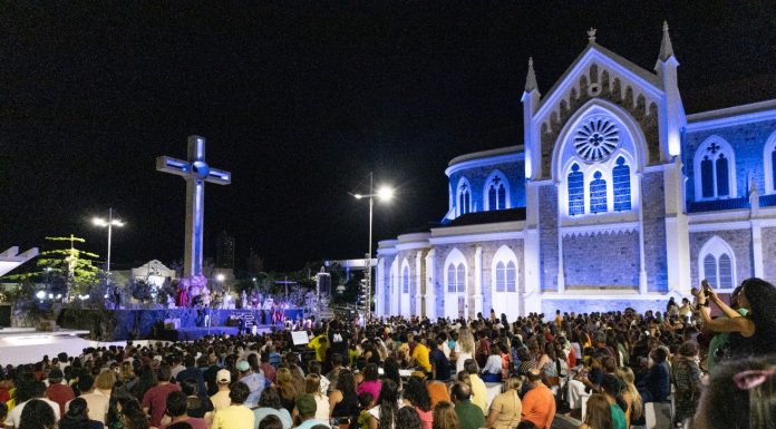 Encenações da Via Crucis marcaram a Semana Santa em Petrolina