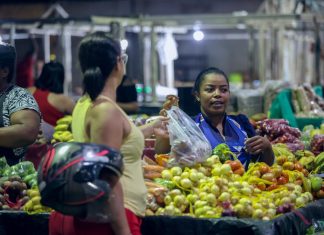 Com início das obras e modernização, a feira do José e Maria irá funcionar no Pátio de Eventos do bairro na próxima semana