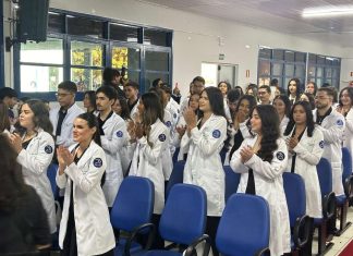 Cerimônia do Jaleco marca ingresso da quarta turma de Medicina na Facape
