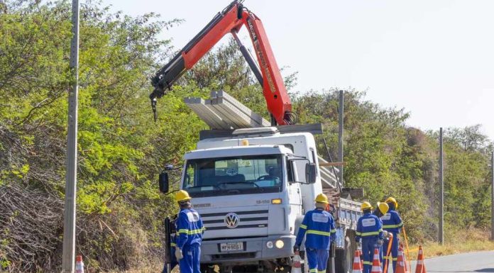 Estradas de acesso às comunidades de Petrolina recebem iluminação em LED