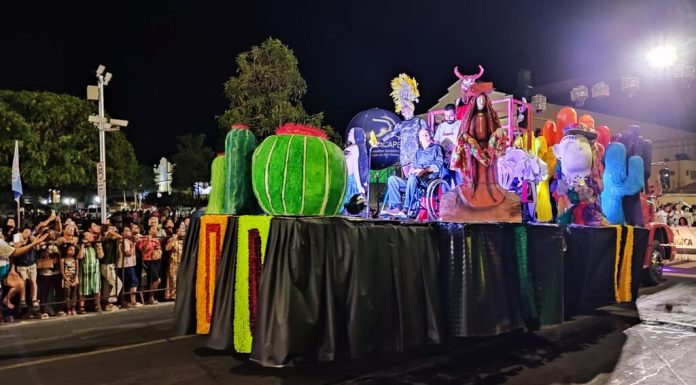 Desfile alegórico em homenagem aos 129 anos de Petrolina – Tema “Caatingue-se”