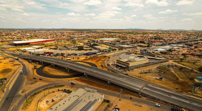 Em Petrolina, viaduto da BR-407 entra em fase final de obras