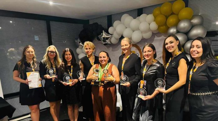 Nail Designer de Petrolina conquista título em campeonato mundial