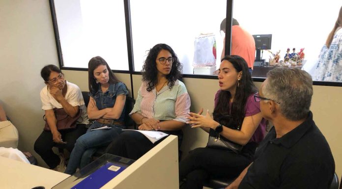 Coordenação do Bem-Estar Animal recebe representantes de condomínio para debater práticas de cuidado animal em Petrolina