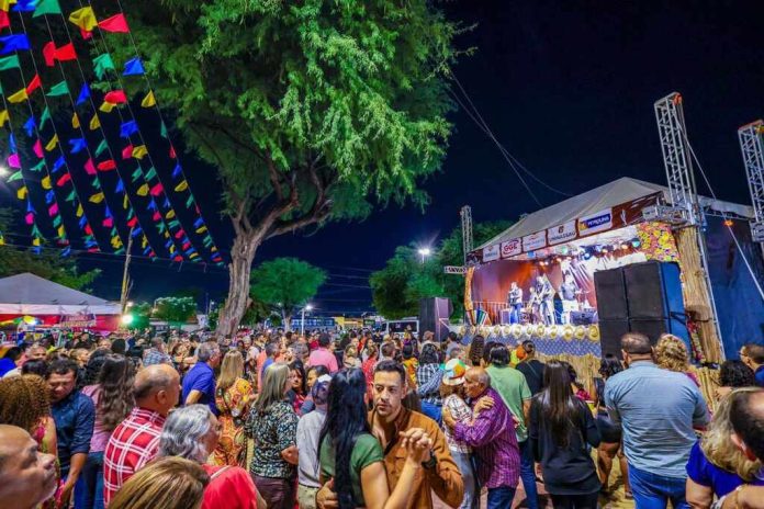 São João na Praça III_Easy-Resize.com