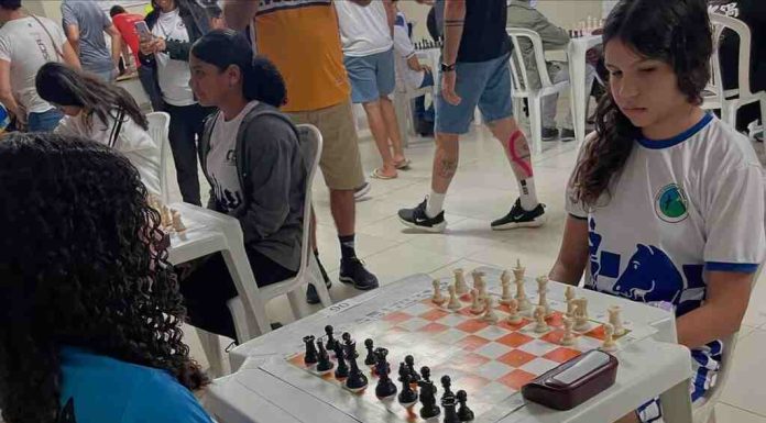Estudante da zona rural de Petrolina conquista título estadual de xadrez e vai representar o município em etapa nacional em Minas Gerais