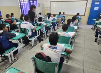 Prova que avalia qualidade do ensino é aplicada na rede municipal de Petrolina