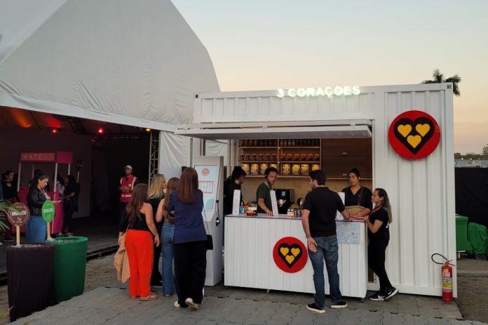 3 Corações marca presença no Rio Gastronomia com cafeteria contêiner e ativações especiais