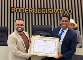 De autoria do Vereador Wanderley Alves, Câmara Municipal de Petrolina entrega “Título de Cidadão Petrolinense ao Digital Influencer, Jonathan Ferreira”