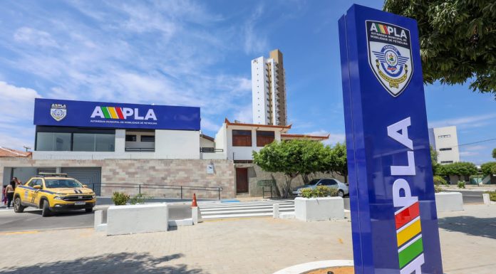 AMMPLA revoga cobrança de taxa de motoristas por aplicativo