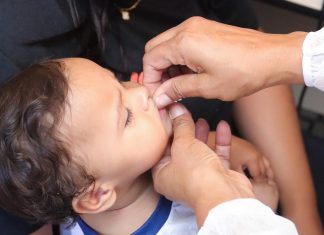 Vacinação nas escolas municipais de Petrolina já aplicou cerca de 900 doses de imunizantes