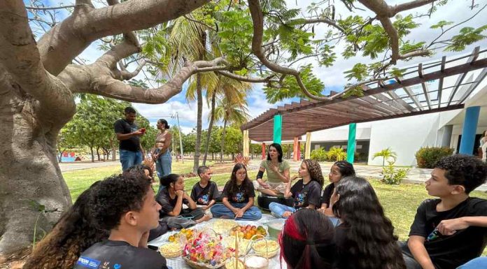 Adolescentes de Petrolina participam de encontro do Selo Unicef que oferece lazer e visibilidade para os jovens