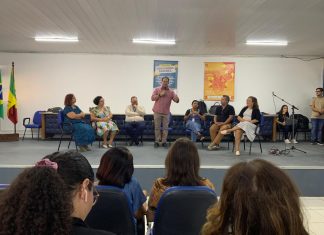 Facape celebra encontro de saberes e fortalece cultura popular em seminário com mestres do Sertão