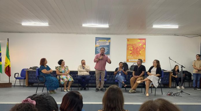 Facape celebra encontro de saberes e fortalece cultura popular em seminário com mestres do Sertão