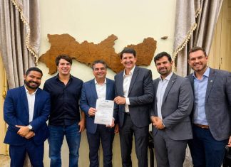 Simão Durando e Antonio Coelho garantem R$ 10 milhões para pavimentação em Petrolina