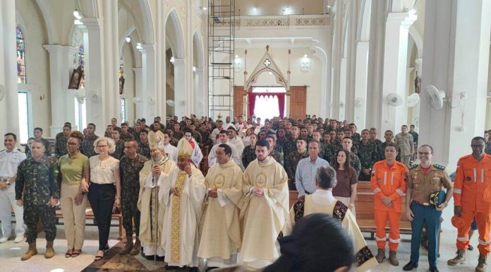 Páscoa dos Militares reúne forças de segurança na Catedral de Petrolina Páscoa dos Militares reúne forças de segurança na Catedral de Petrolina
