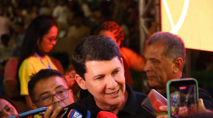 Prefeito Simão detalha estrutura do São João com reforço na segurança e expectativa de R$ 325 milhões na economia Prefeito Simão detalha estrutura do São João com reforço na segurança e expectativa de R$ 325 milhões na economia