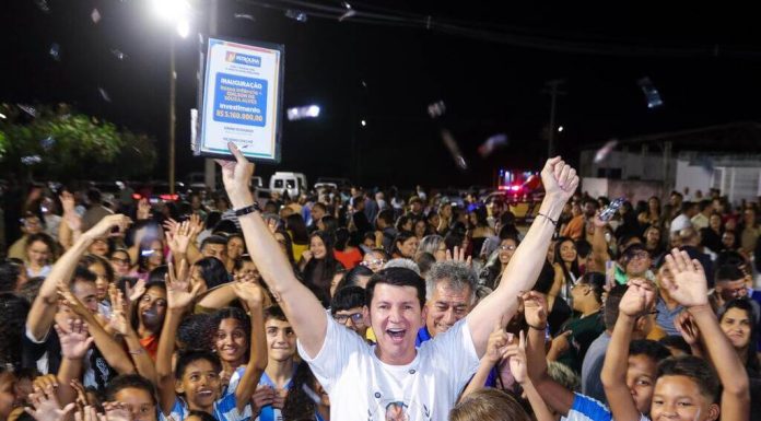 Simão Durando entrega escola de alto padrão no N1 e amplia acesso à educação de qualidade no interior de Petrolina Simão Durando entrega escola de alto padrão no N1 e amplia acesso à educação de qualidade no interior de Petrolina