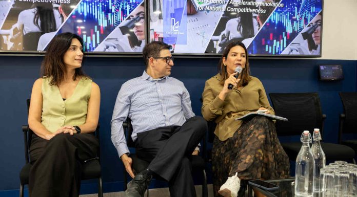 Fórum Powershoring recebe investidores em Londres e apresenta oportunidades de financiamento em indústria de baixo carbono no Nordeste Fórum Powershoring recebe investidores em Londres e apresenta oportunidades de financiamento em indústria de baixo carbono no Nordeste