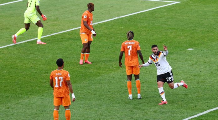 Alemanha vira sobre a Costa do Marfim e garante vaga na próxima fase