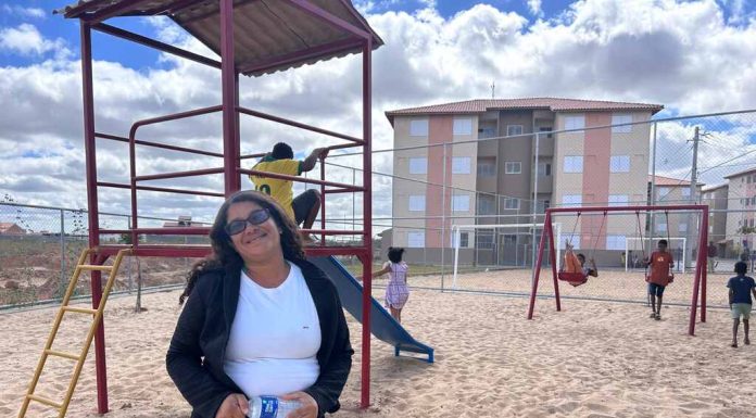 Famílias celebram nova realidade após entrega do Residencial Dom Avelar I em Petrolina