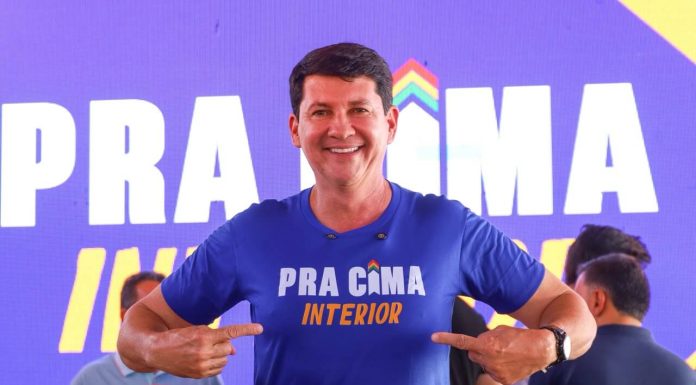 Com R$ 150 milhões, Simão Durando lança maior programa de desenvolvimento da zona rural da história de Petrolina Com R$ 150 milhões, Simão Durando lança maior programa de desenvolvimento da zona rural da história de Petrolina