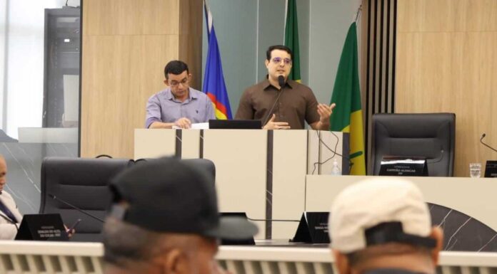 Prefeitura de Petrolina apresenta diretrizes da LDO para 2027 em Audiência Pública na Câmara de Vereadores Prefeitura de Petrolina apresenta diretrizes da LDO para 2027 em Audiência Pública na Câmara de Vereadores