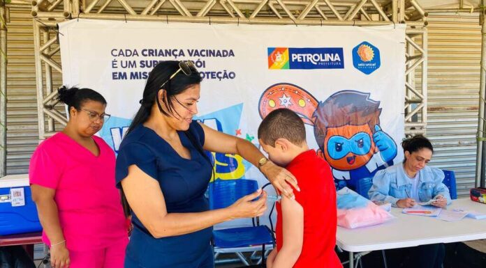 Programa “Vacina para Todos” chega ao Assentamento Santa Fé, em Petrolina Programa “Vacina para Todos” chega ao Assentamento Santa Fé, em Petrolina