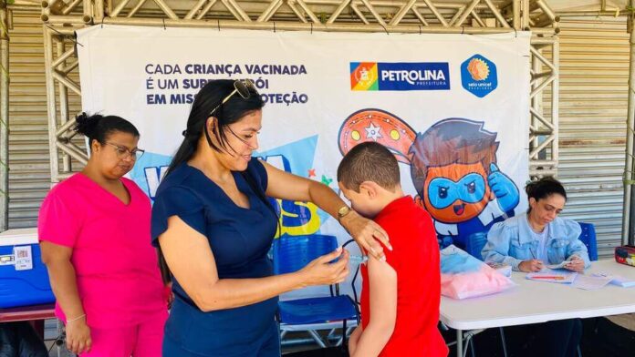 Programa “Vacina para Todos” chega ao Assentamento Santa Fé, em Programa “Vacina para Todos” chega ao Assentamento Santa Fé, em Petrolina