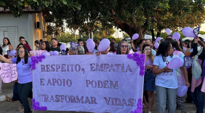 2ª Caminhada das Mulheres encerra com sucesso programação do Agosto Lilás em Casa Nova 2ª Caminhada das Mulheres encerra com sucesso programação do Agosto Lilás em Casa Nova