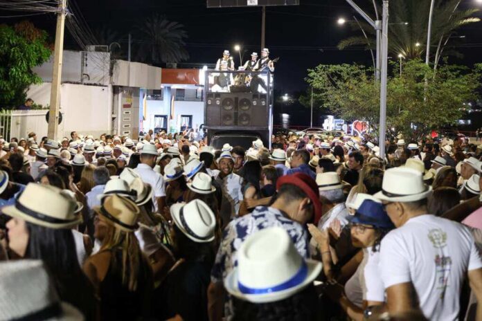 5ª Serenata da Nossa Petrolina celebra tradição, memória e música pelas ruas do Centro da cidade