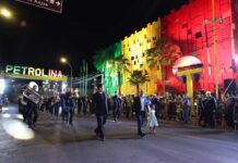 Petrolina 131 anos: Desfile alegórico artístico transforma avenida Guararapes em palco de histórias, resistência e homenagens Petrolina 131 anos: Desfile alegórico artístico transforma avenida Guararapes em palco de histórias, resistência e homenagens