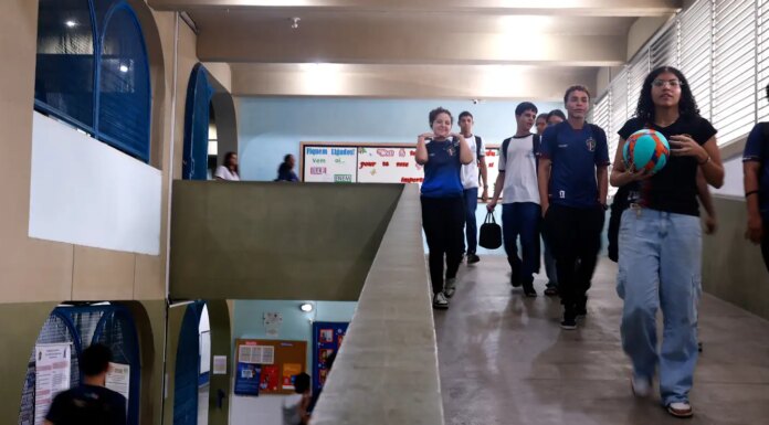 Pé-de-Meia começa a pagar sexta parcela a estudantes nesta segunda
