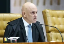 Moraes determina emissão de mandado de prisão contra Eduardo Bolsonaro Moraes determina emissão de mandado de prisão contra Eduardo Bolsonaro