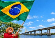 Lula une Juazeiro e Petrolina em caminhada nesta terça-feira (20) Lula une Juazeiro e Petrolina em caminhada nesta terça-feira (20)