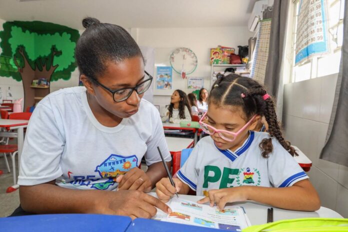 Prefeitura de Petrolina prorroga prazo para renovação de matrículas da Prefeitura de Petrolina prorroga prazo para renovação de matrículas da Rede Municipal